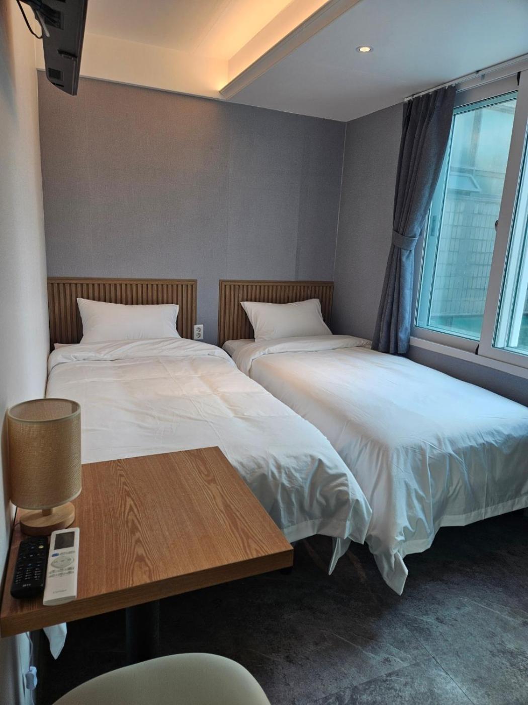 D Dongdaemun Hostel *