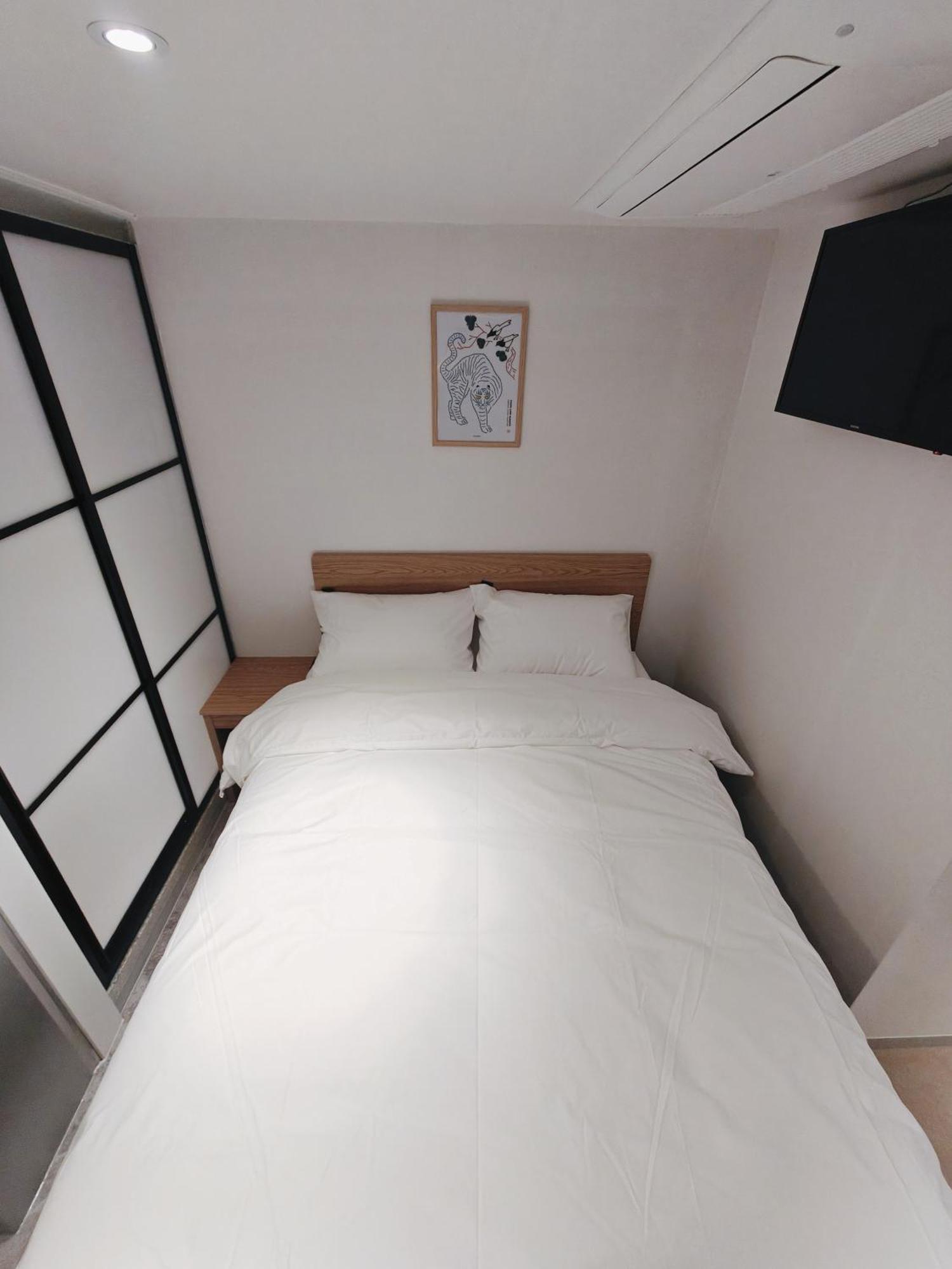 D Dongdaemun Hostel Seoul